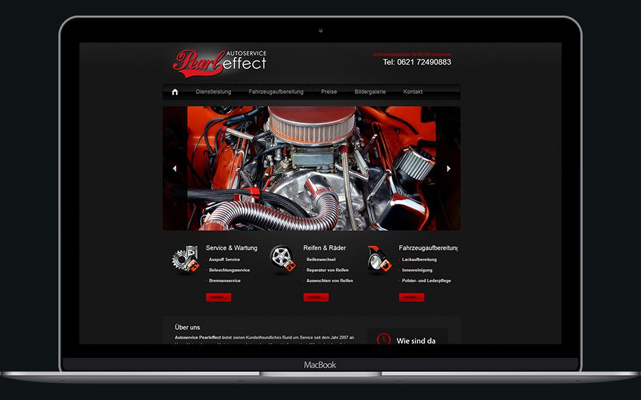 Website von Autoservice Pearleffect auf einem Notebook